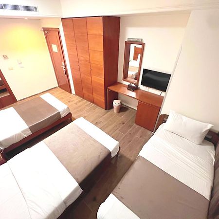 Caesar'S Park Hotel Beirut Exterior foto