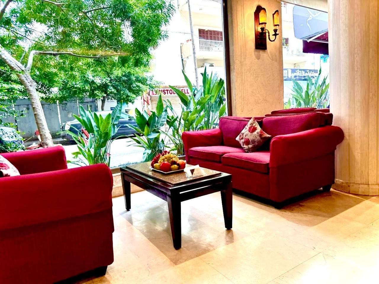 Caesar'S Park Hotel Beirut Exterior foto