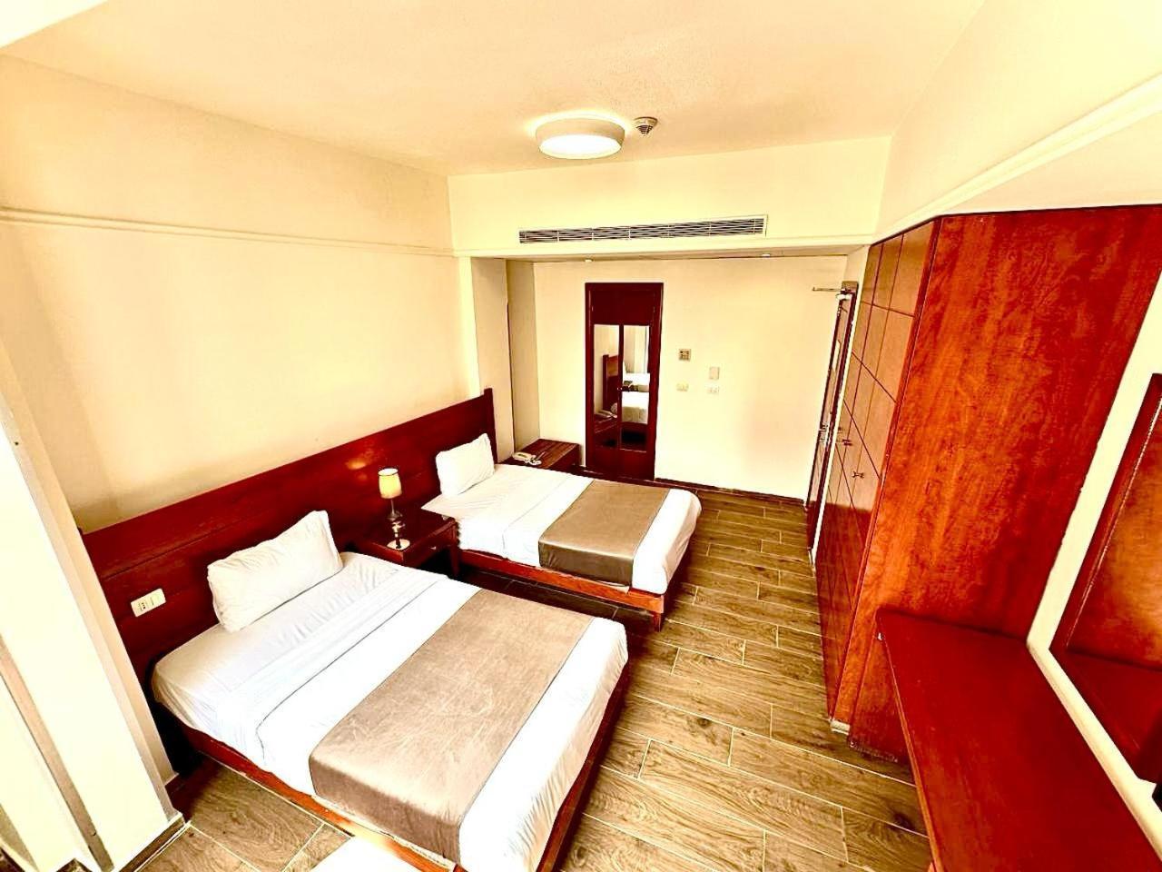 Caesar'S Park Hotel Beirut Exterior foto