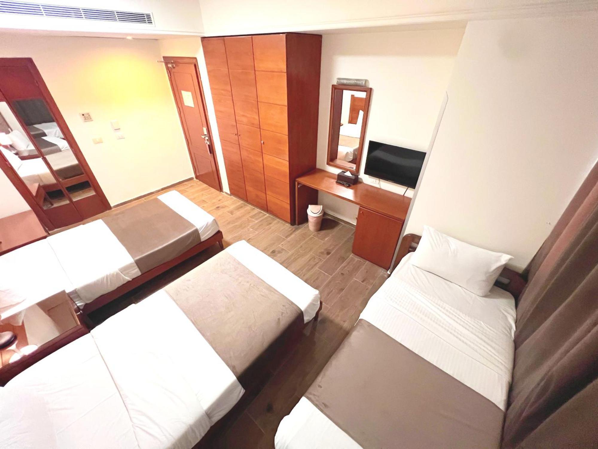 Caesar'S Park Hotel Beirut Exterior foto